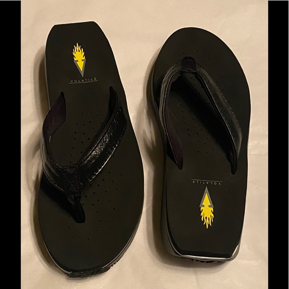 Volatile Women’s Wedge Sandals